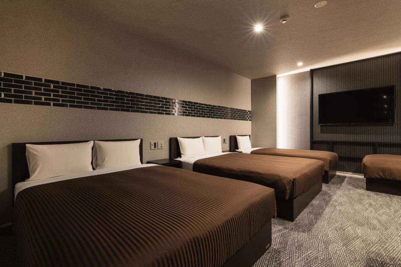 Grand Base Hakata Naraya Hotel Фукуока Екстериор снимка