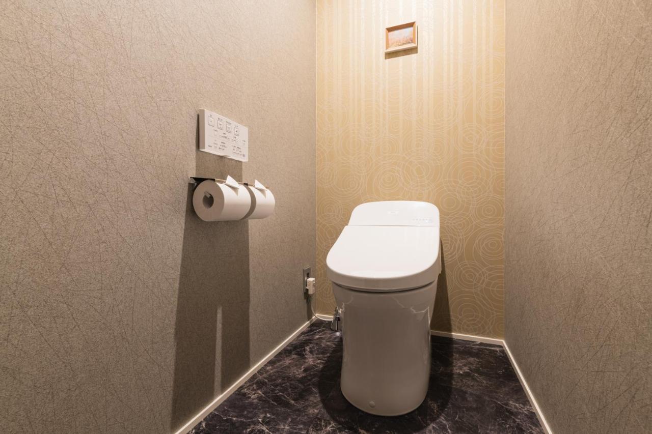 Grand Base Hakata Naraya Hotel Фукуока Екстериор снимка
